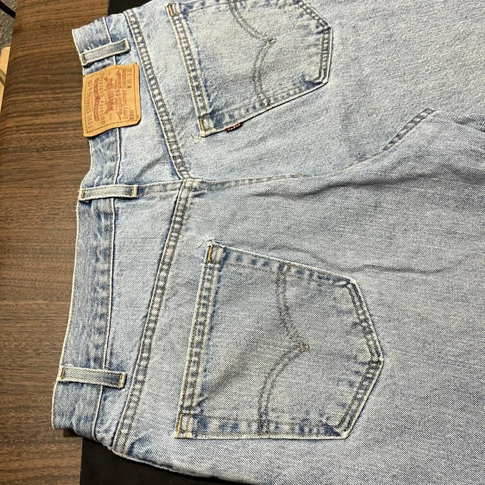 Vintage Levis 34x30 Jeans 550 USA Levi Skate Distressed Thrashed Denim 1990s